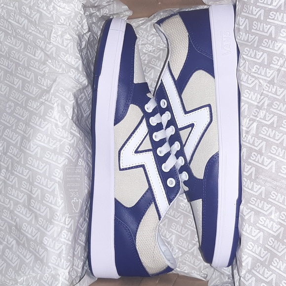 Vans Lowland Comfy Cush *NWT in Box* - Picture 10 of 11